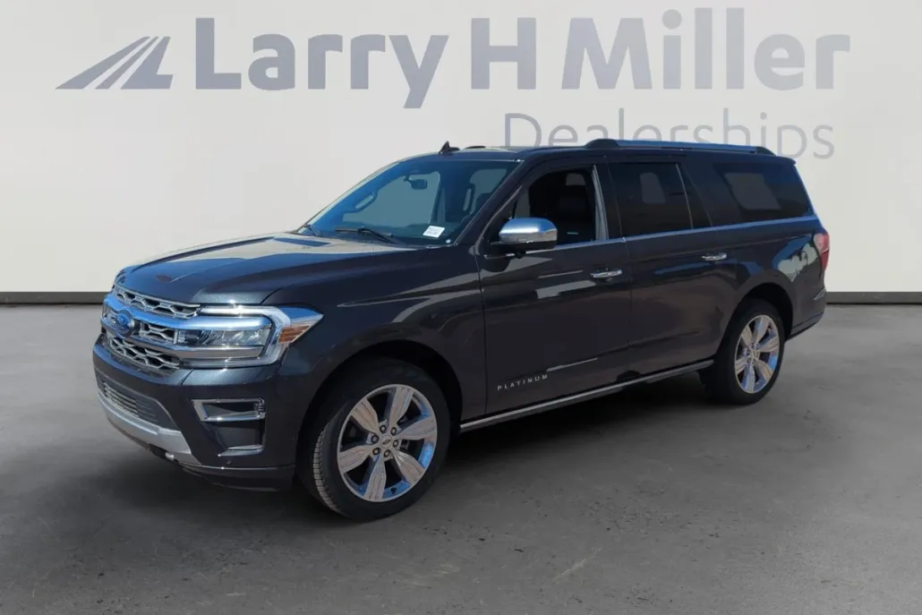 2024 Ford Expedition MAX Platinum photo 1