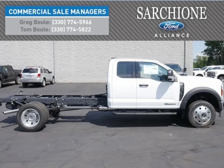 2025 Ford F-450 photo 1