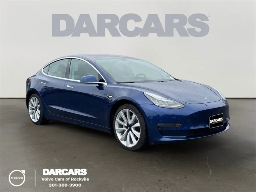2019 Tesla Model 3 Long Range photo 1