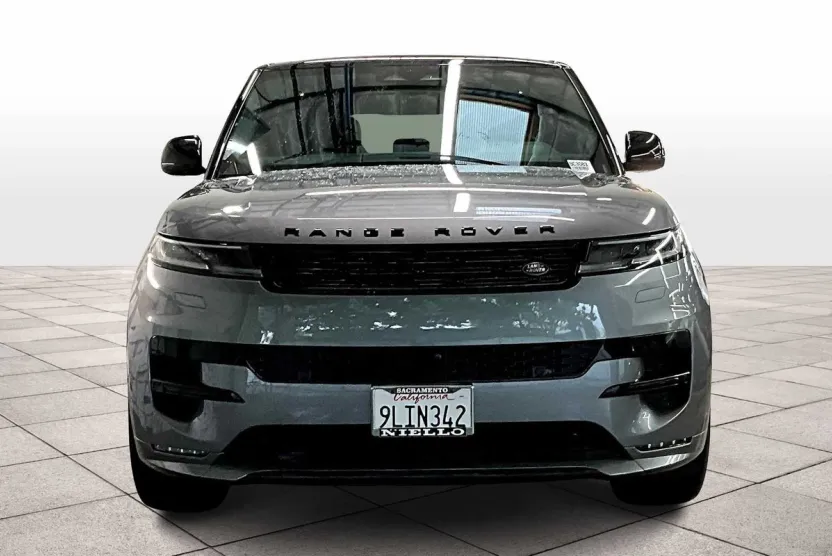 2024 Land Rover Range Rover Sport SE photo 1