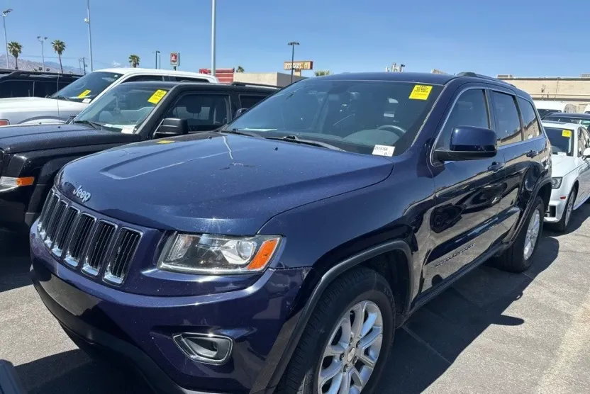 2016 Jeep Grand Cherokee Laredo photo 1