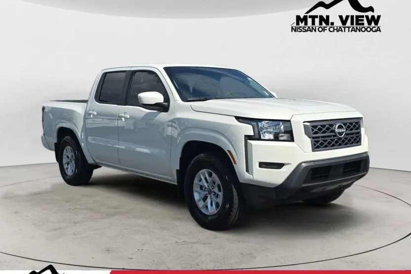 2024 Nissan Frontier SV photo 1