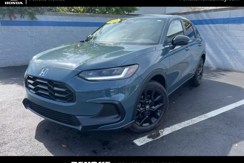 2025 Honda HR-V Sport photo 1
