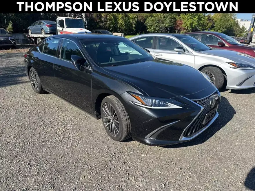 2022 Lexus ES 350 photo 1