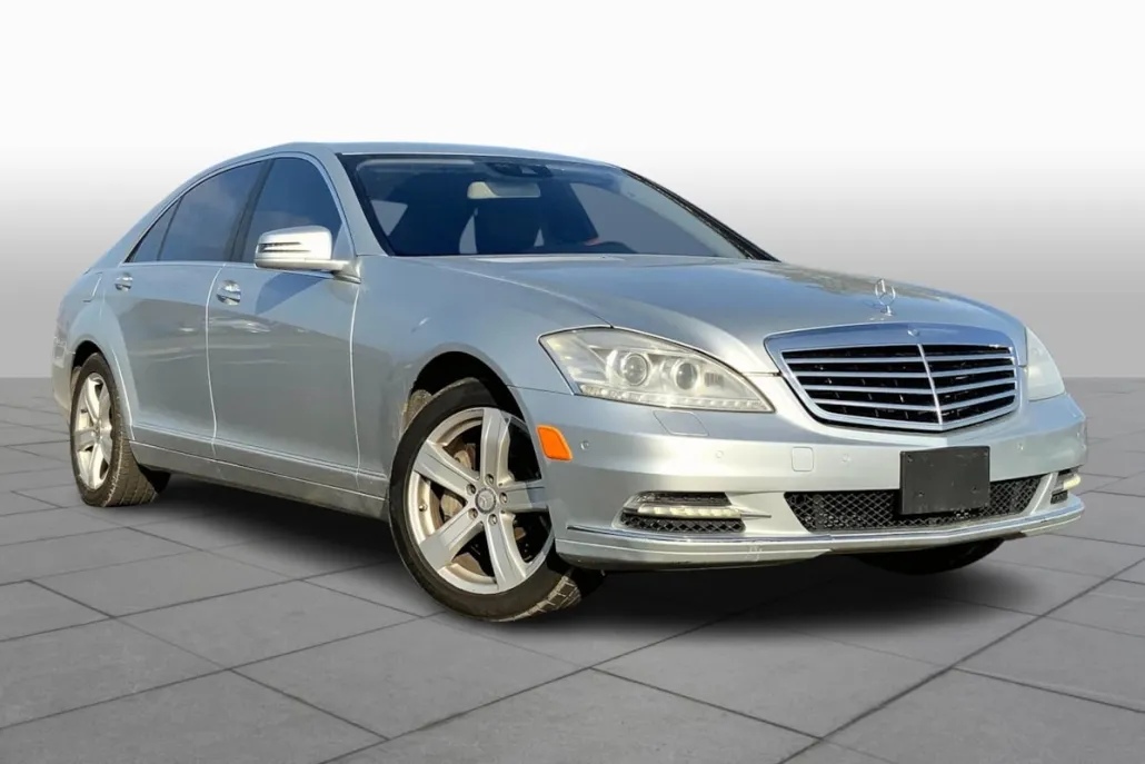 2011 Mercedes Benz S 550 4MATIC photo 1