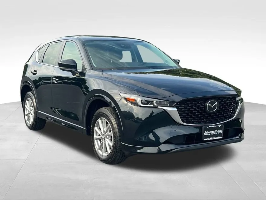 2025 Mazda CX-5 2.5 S Preferred photo 1