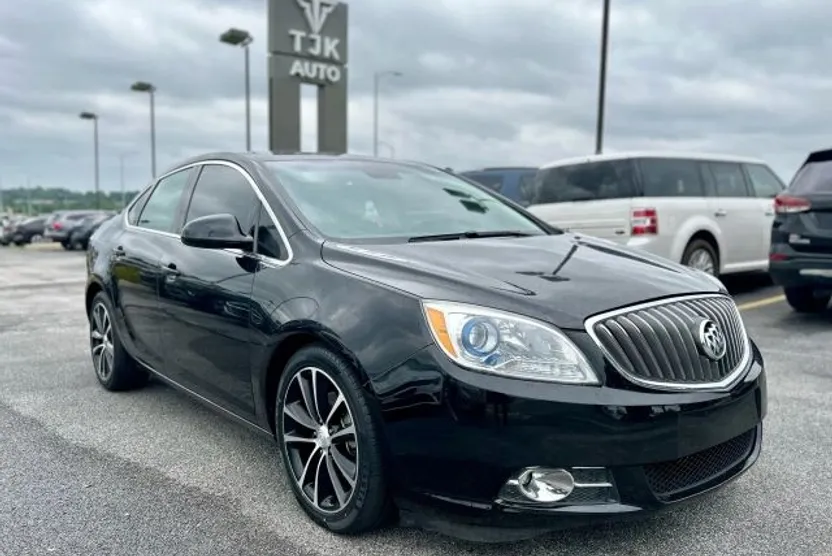 2017 Buick Verano Sport Touring photo 1