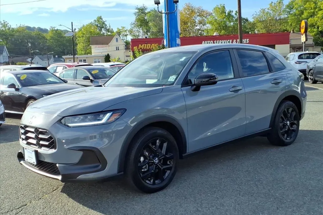2023 Honda HR-V Sport photo 1