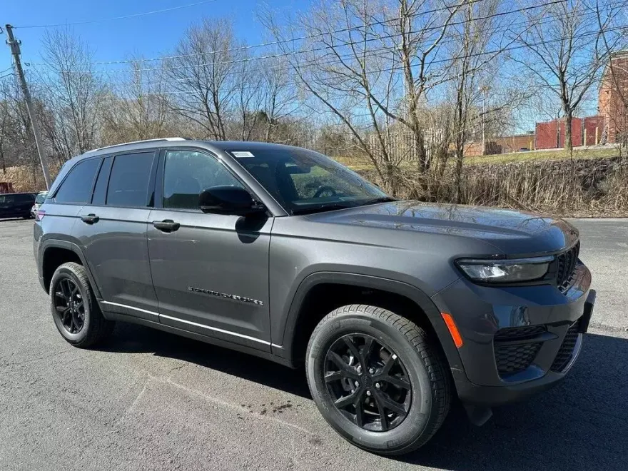 2025 Jeep Grand Cherokee Altitude X photo 1