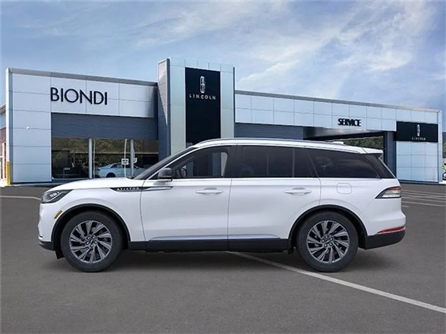 2025 Lincoln Aviator Premiere photo 1