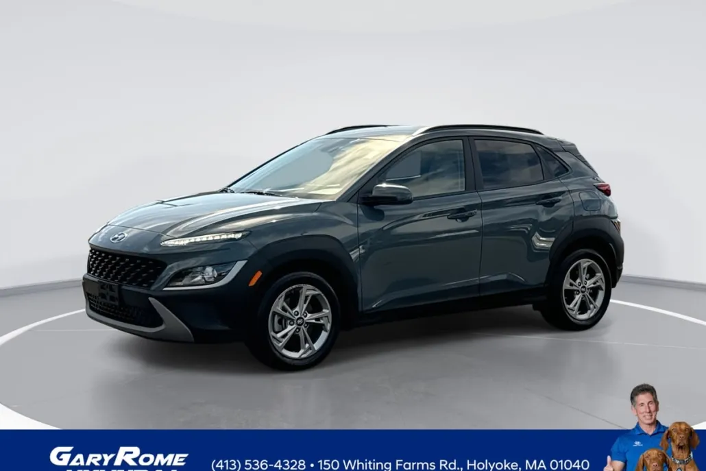 2022 Hyundai Kona SEL photo 1