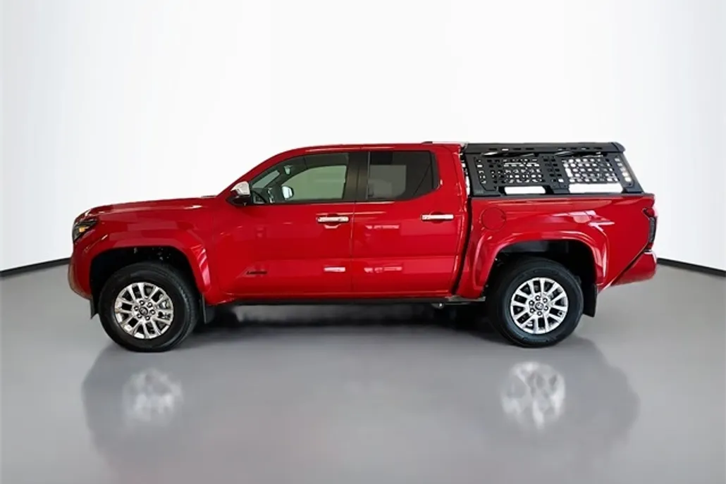 2025 Toyota Tacoma Limited 4x4 Double Cab photo 1