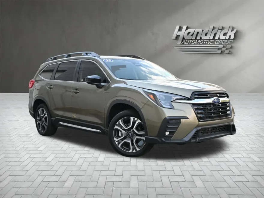 2025 Subaru Ascent Limited photo 1
