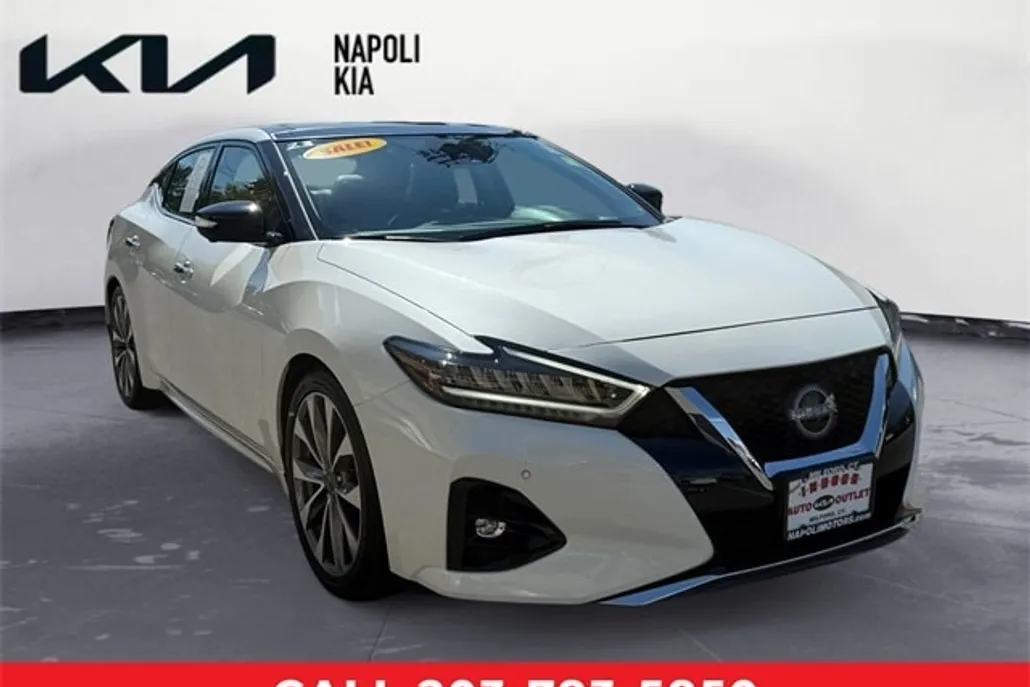 2023 Nissan Maxima Platinum photo 1