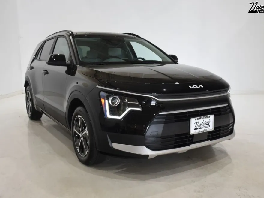 2025 Kia Niro EX photo 1