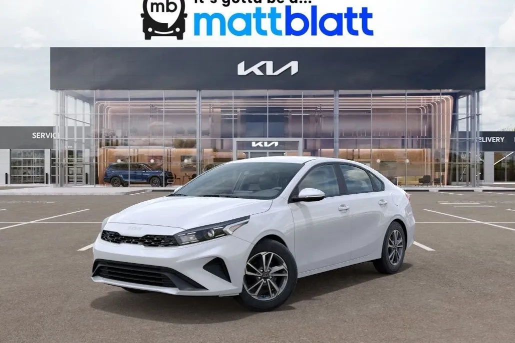 2024 Kia Forte LXS photo 1