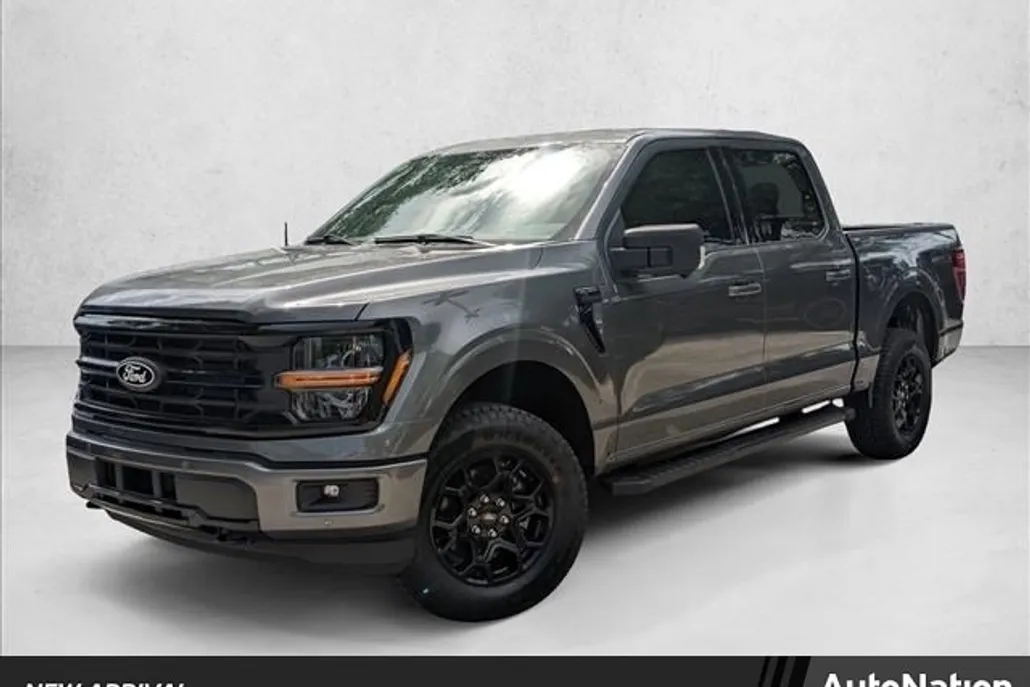 2025 Ford F-150 XLT photo 1