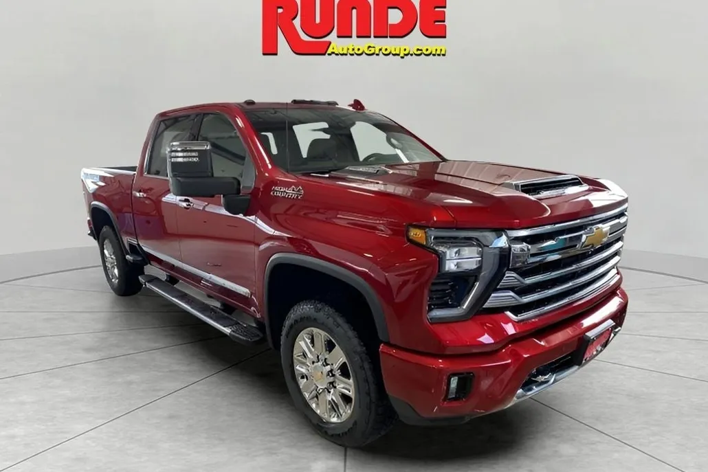 2026 Chevrolet Silverado 2500HD High Country photo 1
