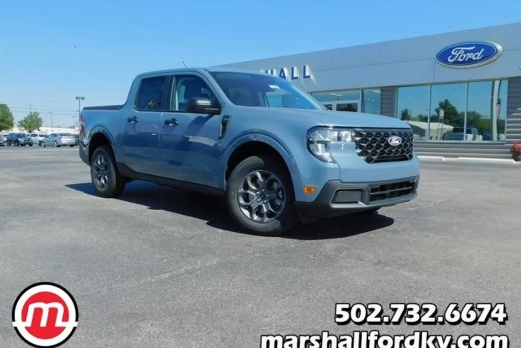 2025 Ford Maverick XLT photo 1