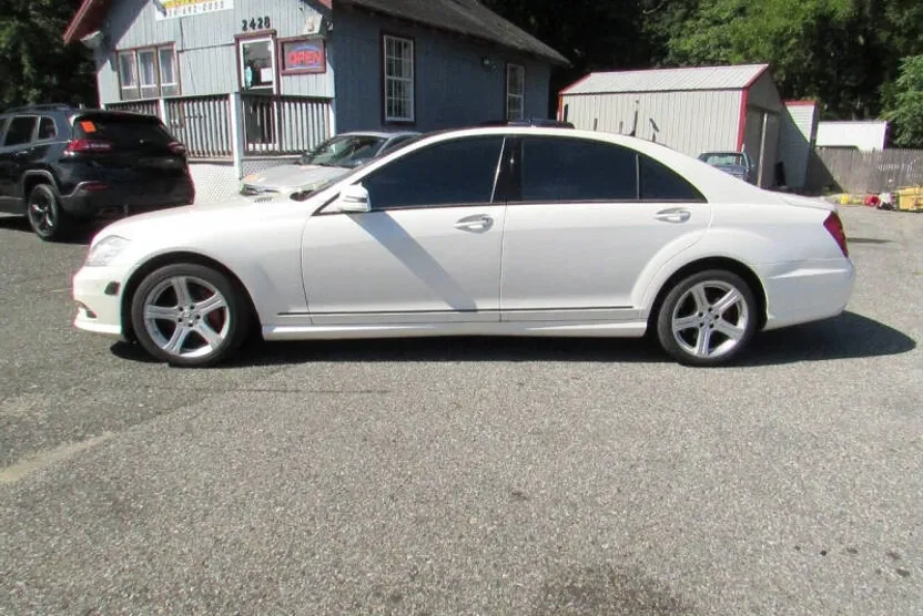 2012 Mercedes Benz S 550 photo 1