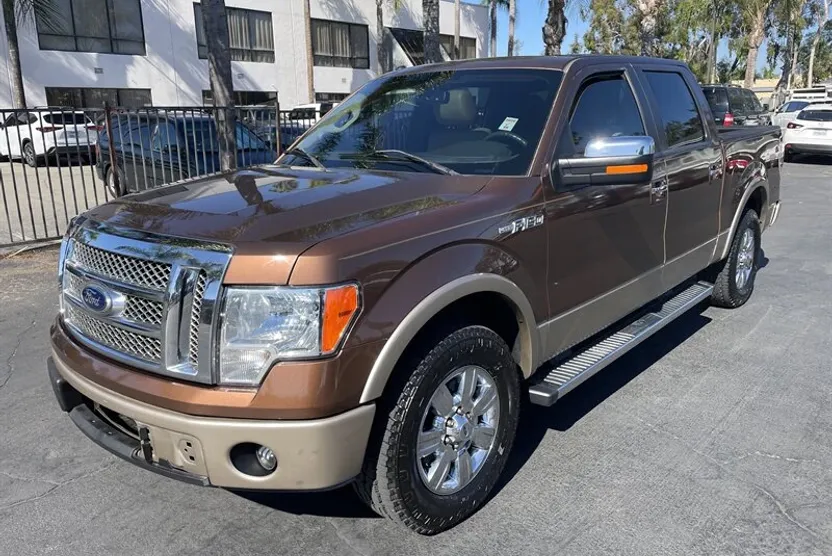 2012 Ford F-150 Lariat photo 1