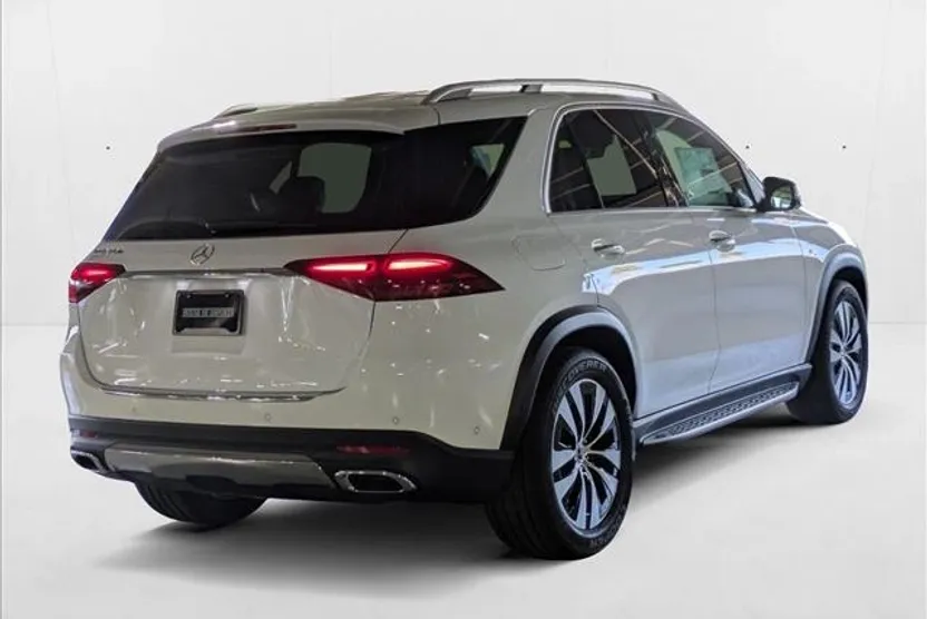 2025 Mercedes Benz GLE 350 4MATIC photo 1