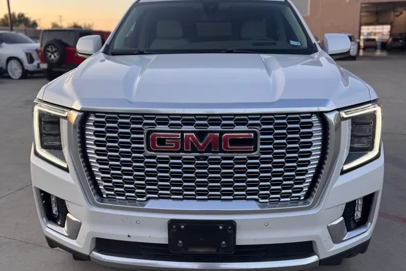 2021 Gmc Yukon Denali photo 1