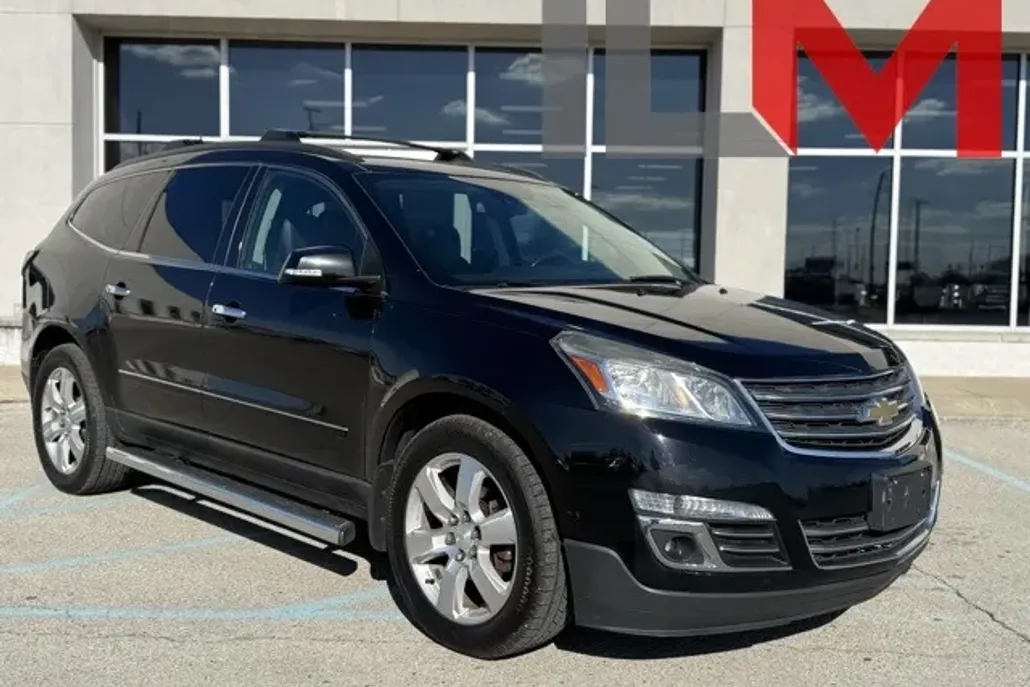 2016 Chevrolet Traverse LTZ photo 1