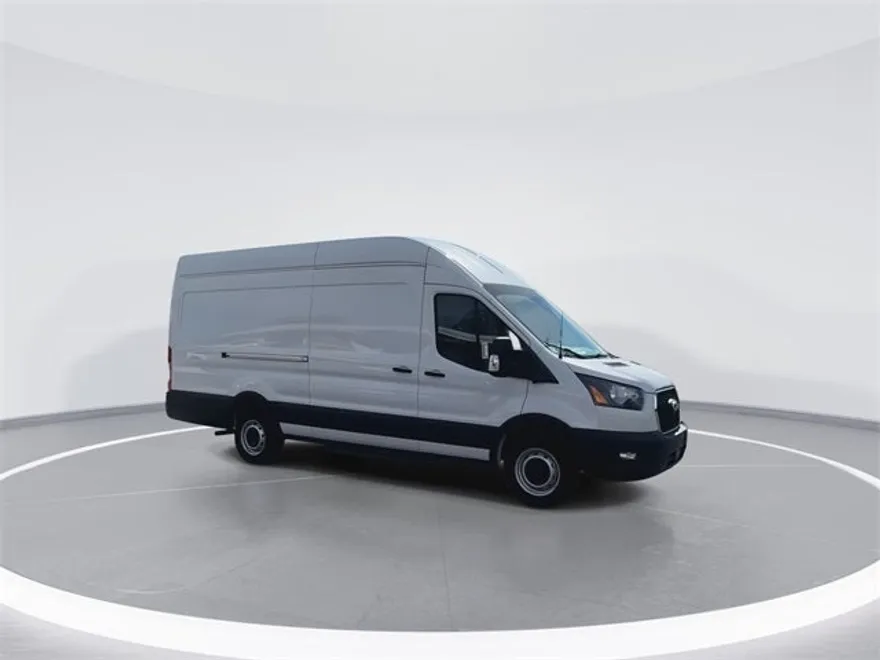 2023 Ford Transit photo 1