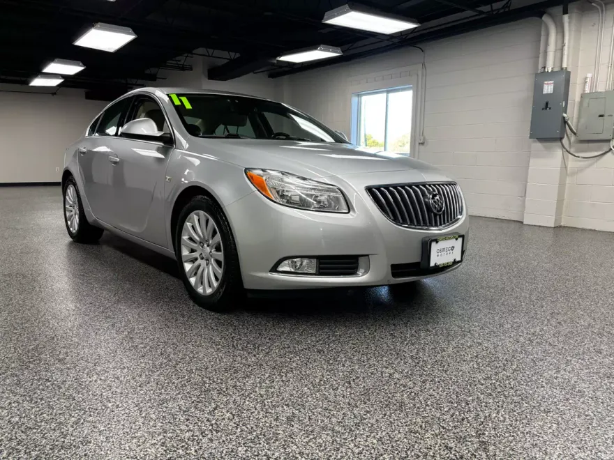 2011 Buick Regal CXL photo 1