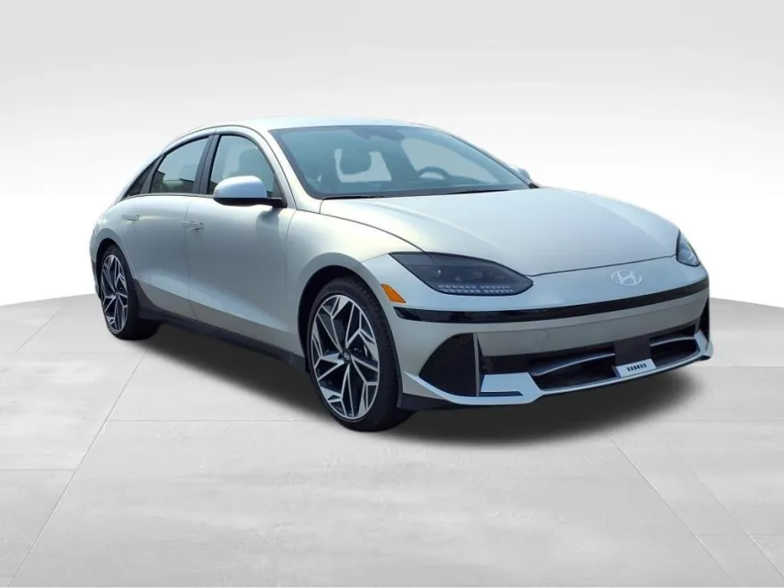 2023 Hyundai Ioniq 6 SEL photo 1
