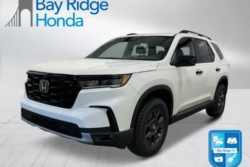 2025 Honda Pilot TrailSport photo 1