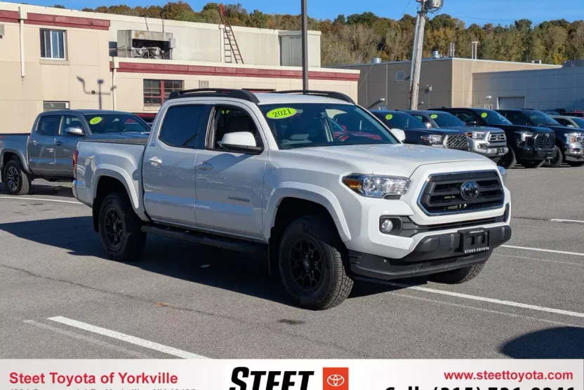 2021 Toyota Tacoma SR5 V6 photo 1