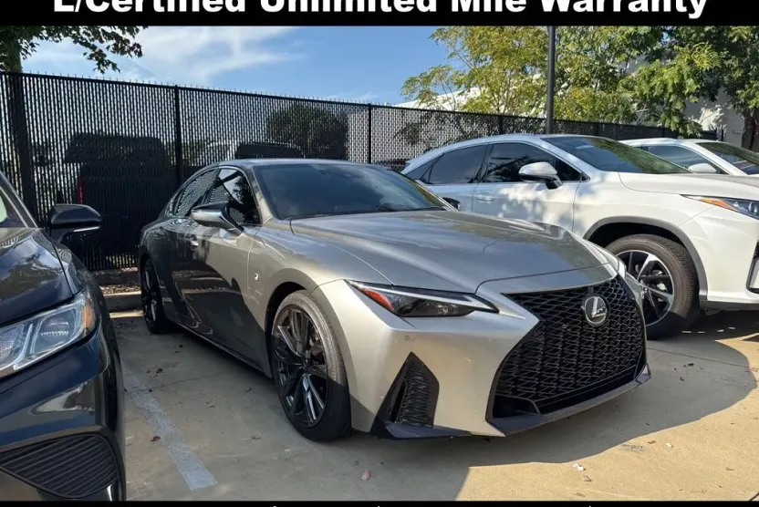 2023 Lexus IS 350 F SPORT photo 1
