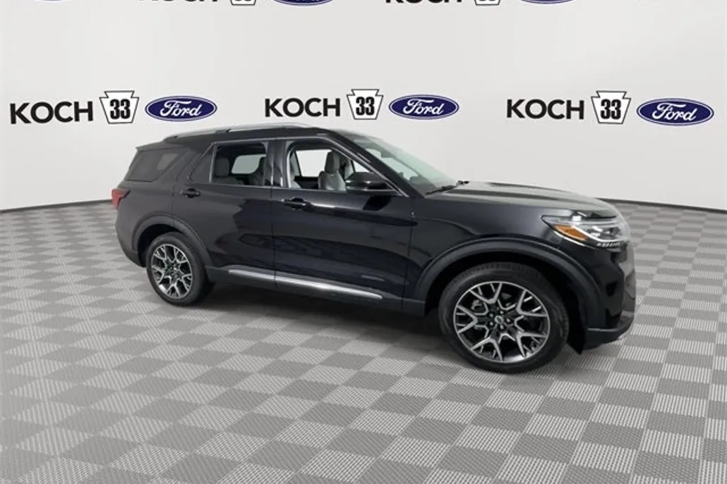 2025 Ford Explorer Platinum photo 1
