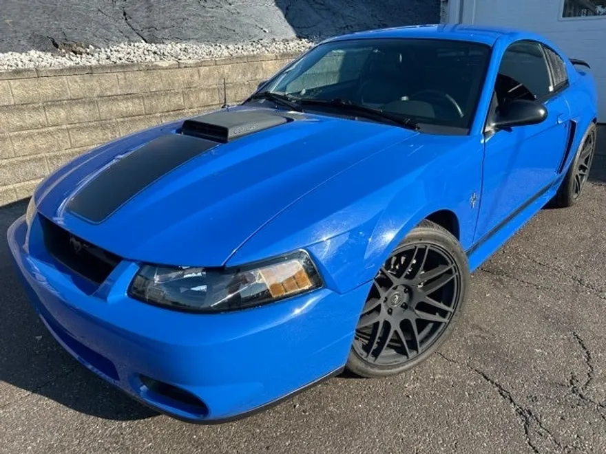 2003 Ford Mustang Mach 1 Premium photo 1