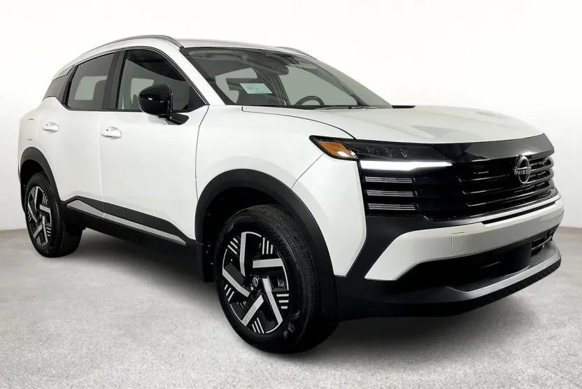 2026 Nissan Kicks SV photo 1