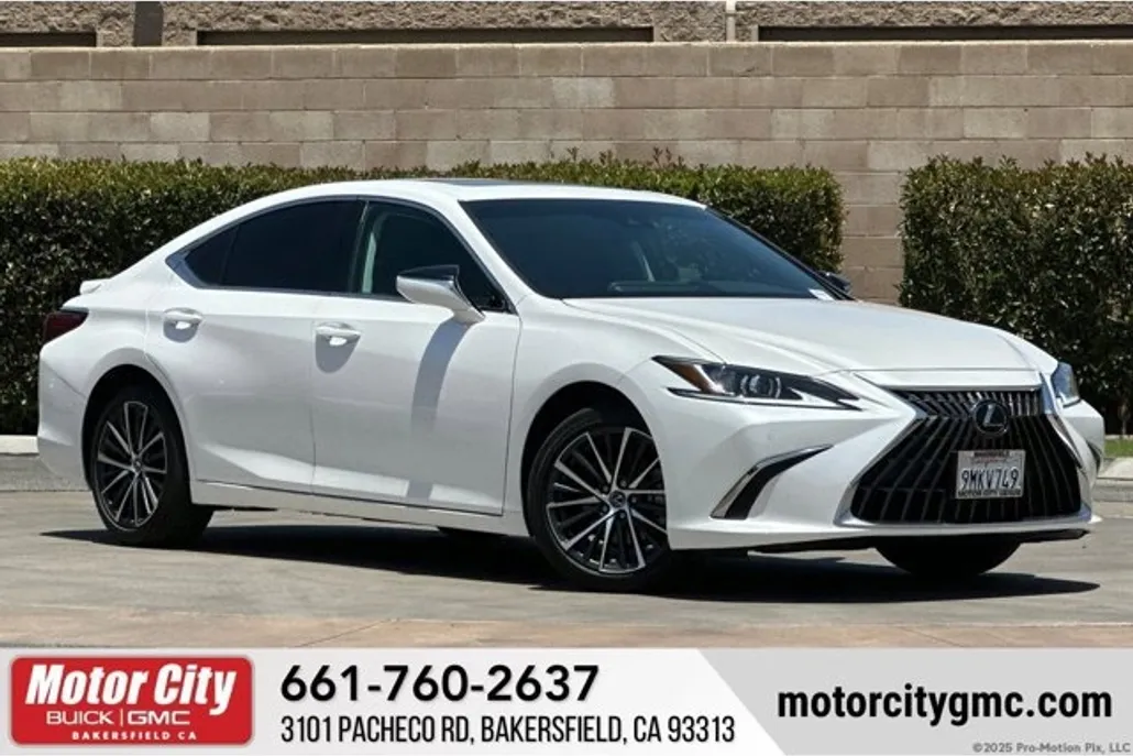 2024 Lexus ES 300h Premium photo 1