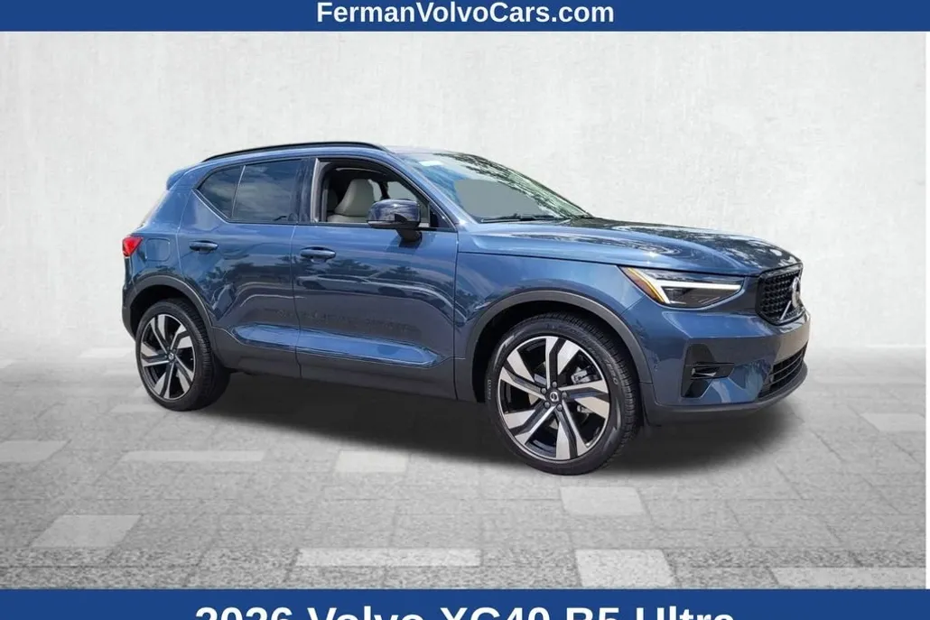 2026 Volvo XC40 photo 1