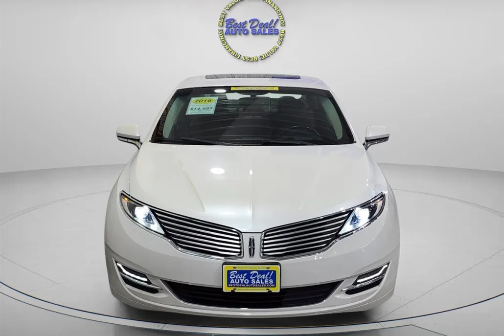 2016 Lincoln MKZ photo 1