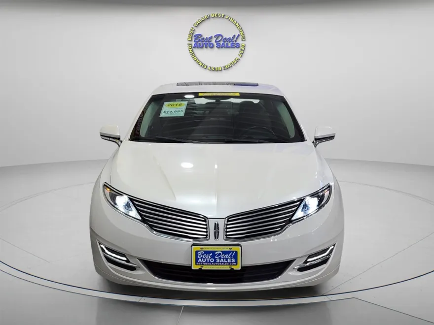 2016 Lincoln MKZ photo 1