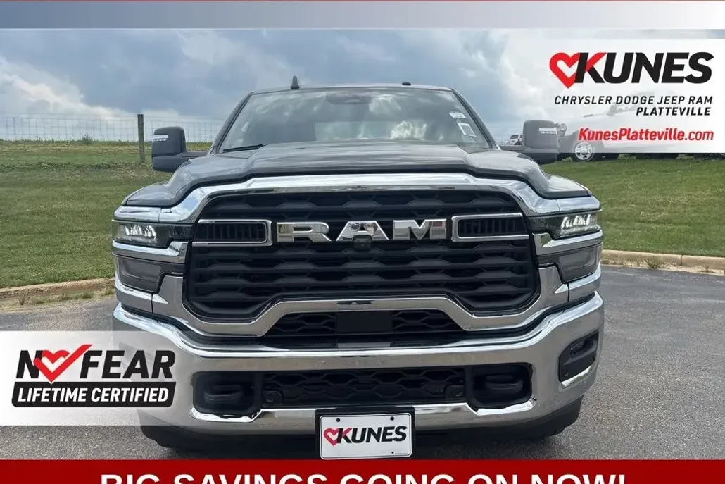2025 Ram 3500 Big Horn photo 1
