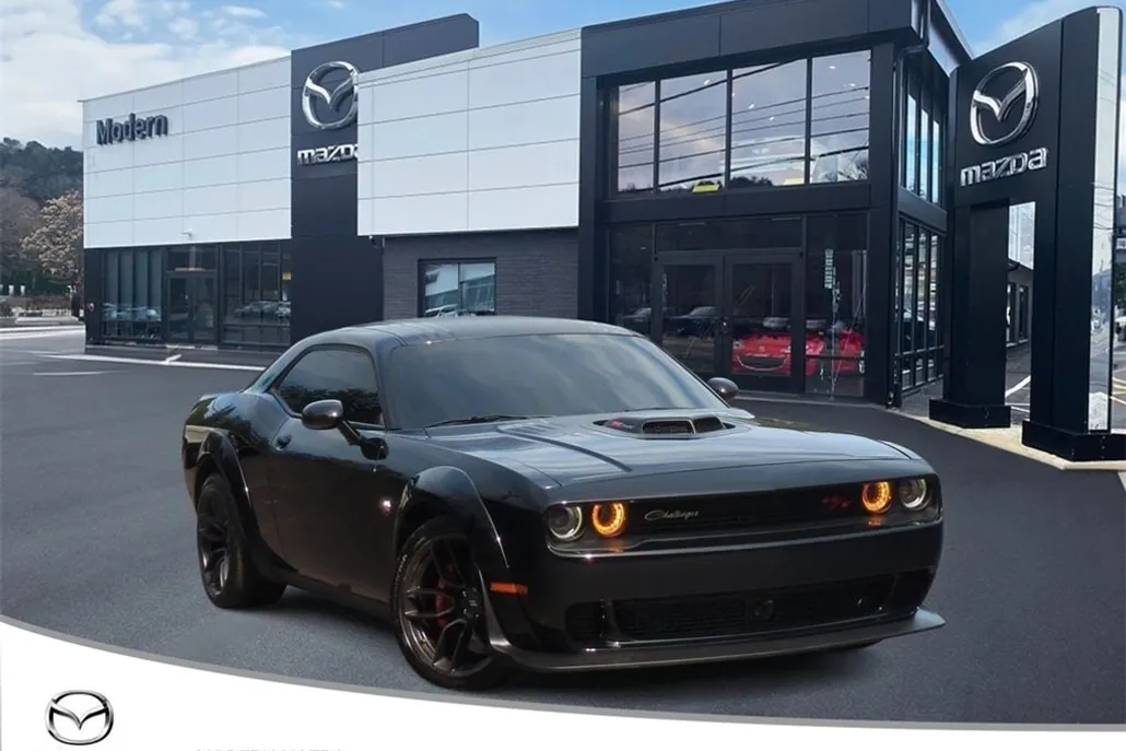 2022 Dodge Challenger R/T Scat Pack Widebody photo 1