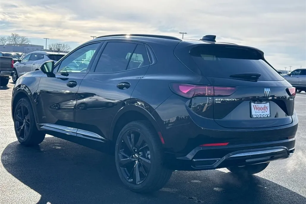 2025 Buick Envision Sport Touring photo 1
