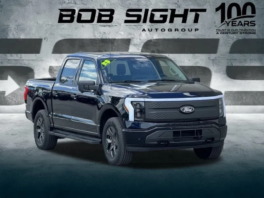2025 Ford F-150 Lightning photo 1