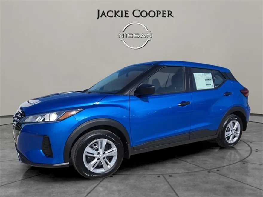 2025 Nissan Kicks Play S photo 1