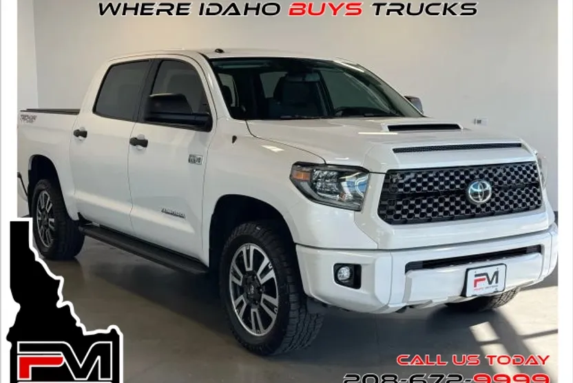 2019 Toyota Tundra CrewMax SR5 photo 1