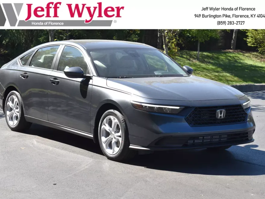 2025 Honda Accord LX photo 1