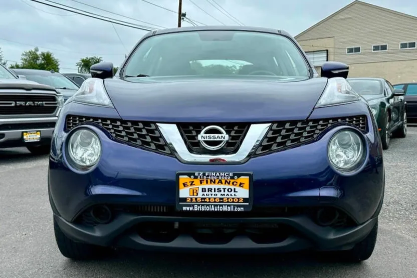 2016 Nissan Juke SL photo 1