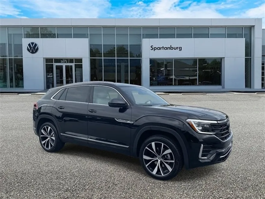 2026 Volkswagen Atlas Cross Sport SEL Premium R-Line photo 1
